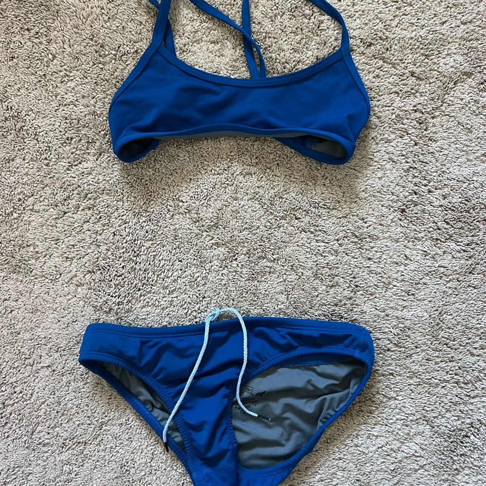 Jolyn blue bikini
